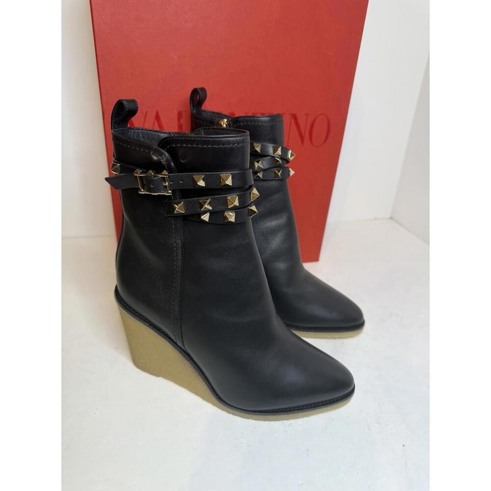 Valentino Garavani Black Leather Rockstud Wedge Ankle Boots Women’s 35